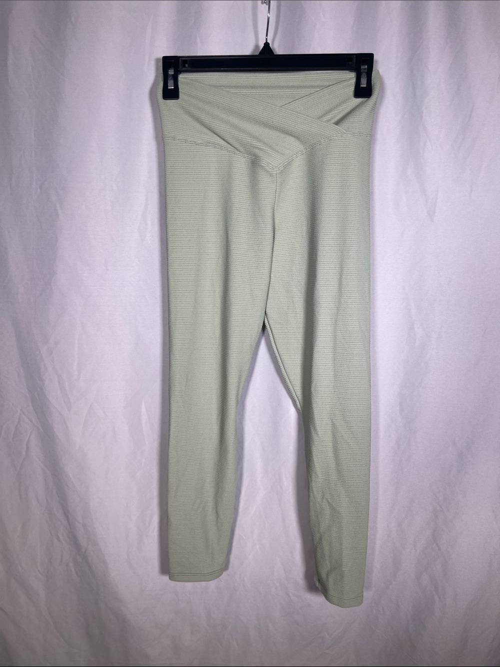 DK ACTIVE WOMENS GREEN TEXTURED LEGGINGS SMALL